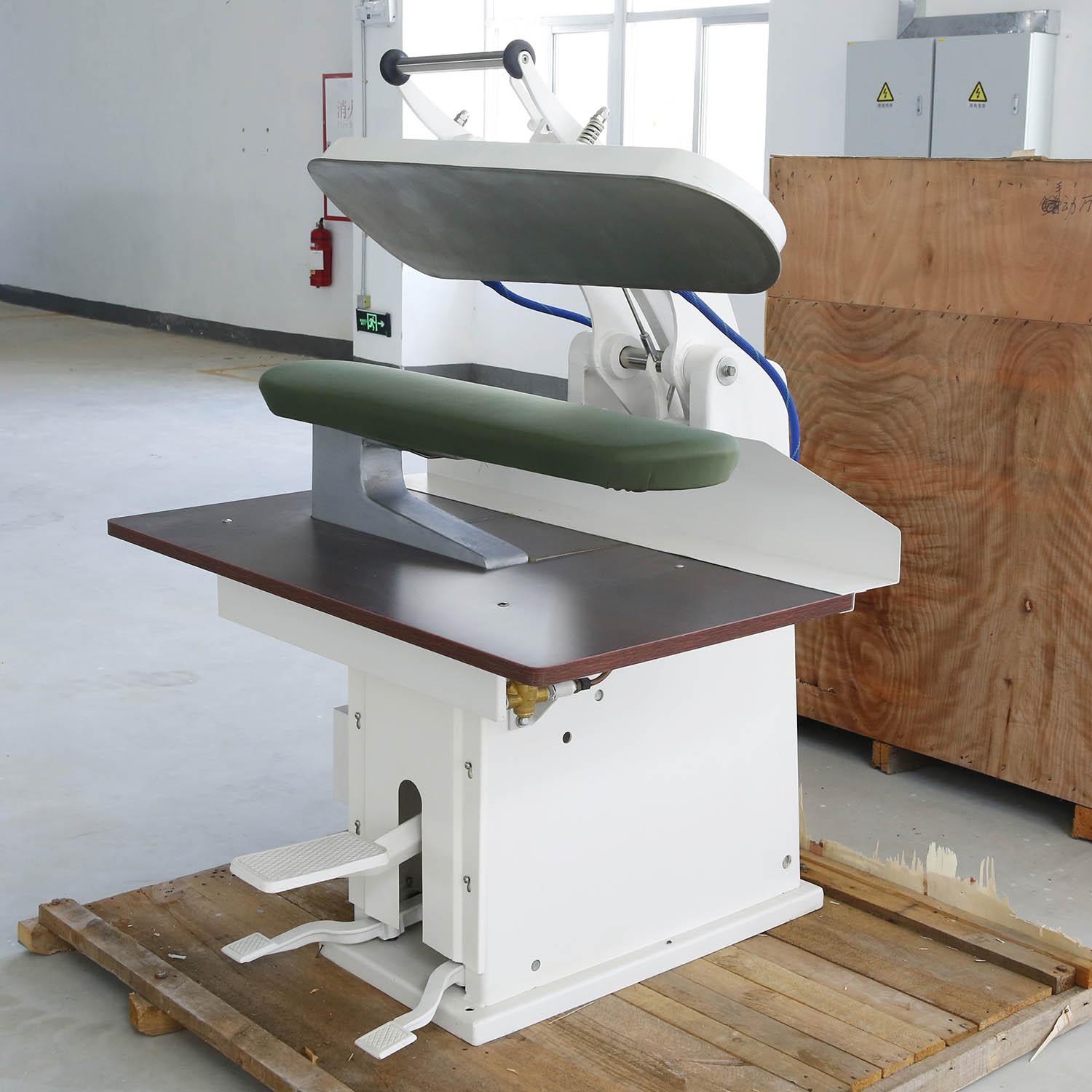 
		光面万用夹烫机操作注明
		